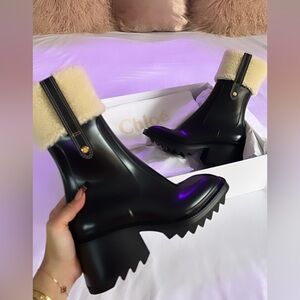 Authentic Chloé Betty Shearling Cuff Rain Boots
